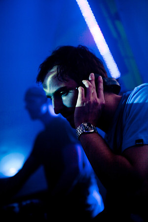 294-LOVESENSATION+2010-842942000-O