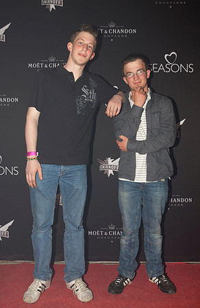 154-LOVESENSATION+2010-841777446-O