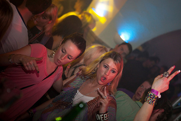 410-LOVESENSATION+2010-843602412-O