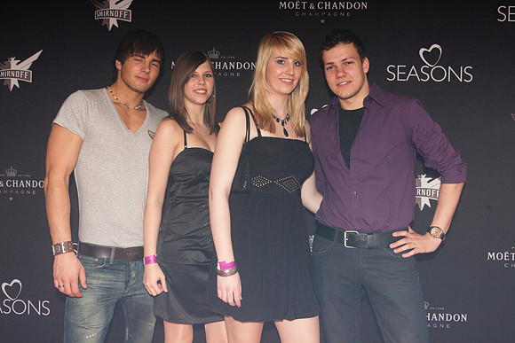 252-LOVESENSATION+2010-842630511-O