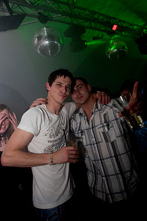 325-LOVESENSATION+2010-843004750-O