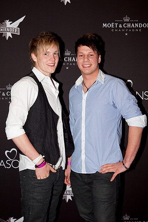 081-LOVESENSATION+2010-841510839-O