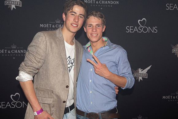 356-LOVESENSATION+2010-843038205-O