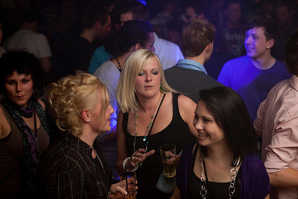 266-LOVESENSATION+2010-842661982-O