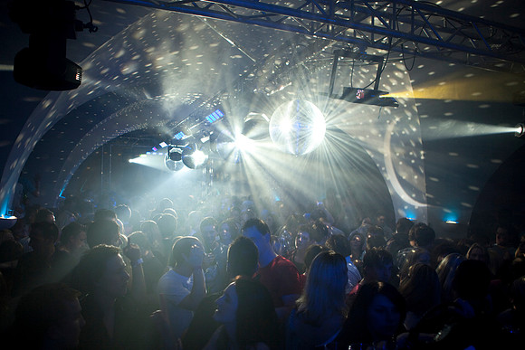 303-LOVESENSATION+2010-842921136-O