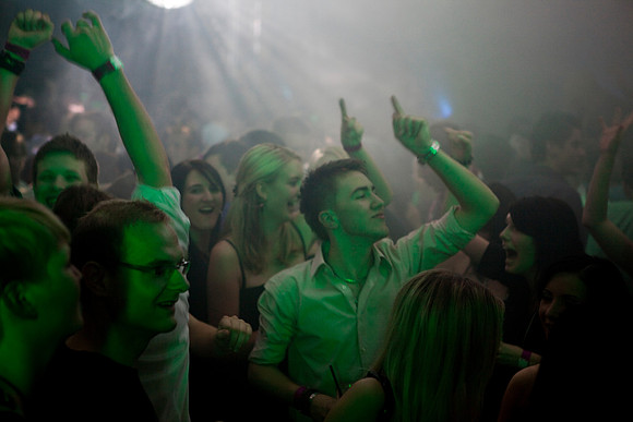 279-LOVESENSATION+2010-842673832-O