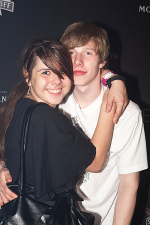 374-LOVESENSATION+2010-843577474-O