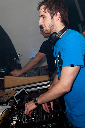 284-LOVESENSATION+2010-842901422-O