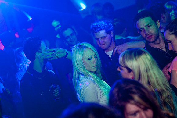 413-LOVESENSATION+2010-843604115-O