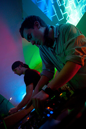 347-LOVESENSATION+2010-843027258-O