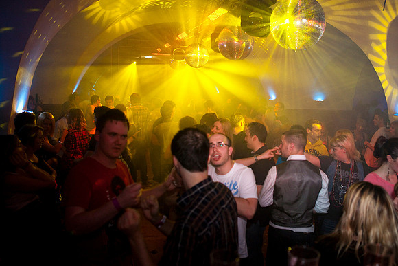 408-LOVESENSATION+2010-843601208-O