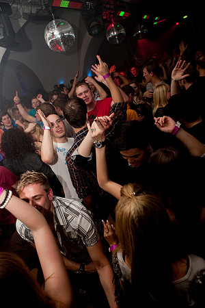 333-LOVESENSATION+2010-843012871-O