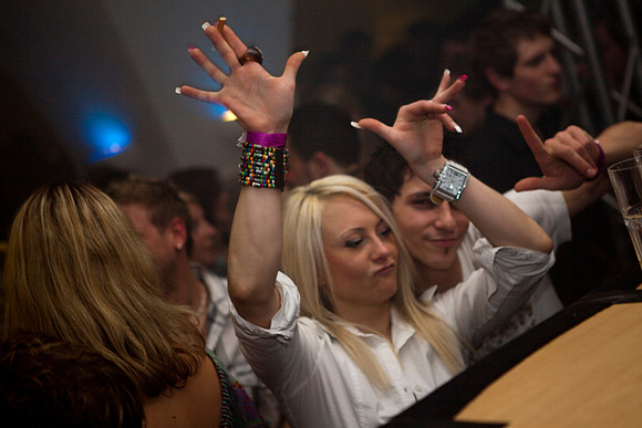 318-LOVESENSATION+2010-842996900-O