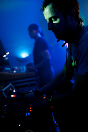 295-LOVESENSATION+2010-842911097-O