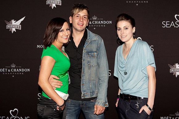 025-LOVESENSATION+2010-841418749-O