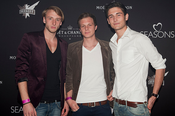 147-LOVESENSATION+2010-841766832-O