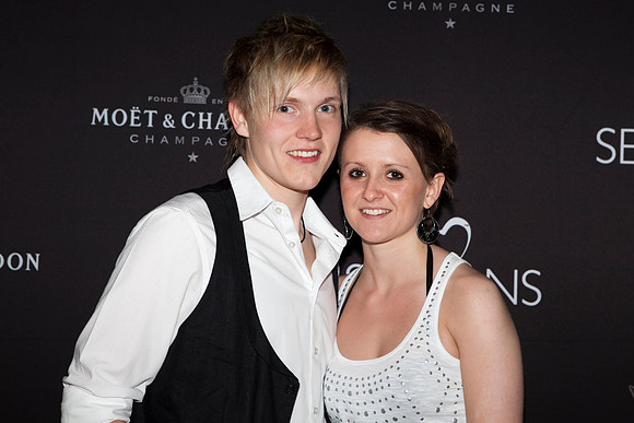 019-LOVESENSATION+2010-841415846-O