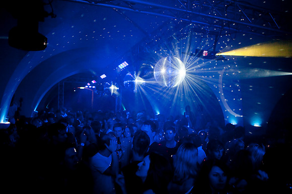 302-LOVESENSATION+2010-842919759-O