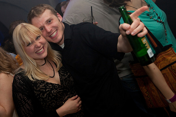 327-LOVESENSATION+2010-843006680-O