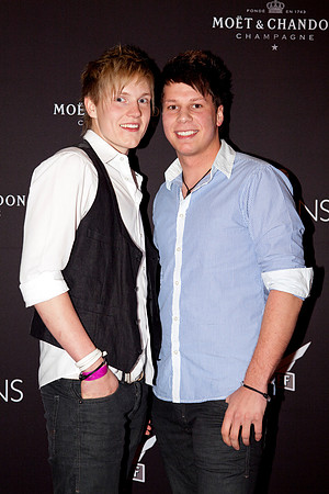 082-LOVESENSATION+2010-841512573-O