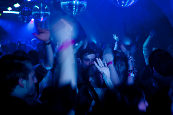 289-LOVESENSATION+2010-842905744-O