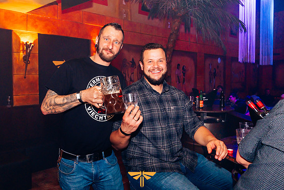 NIGHTLIGHT-HAPPY HOURS-0189