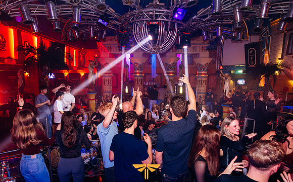 NIGHTLIGHT-HAPPY HOURS-0222