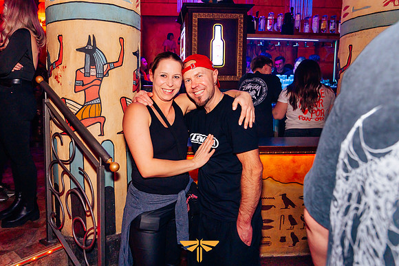 NIGHTLIGHT-HAPPY HOURS-0470