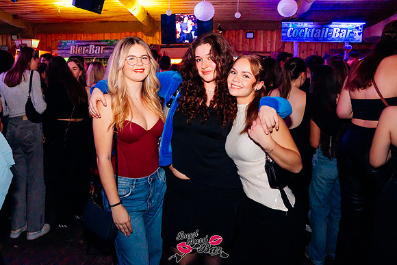 BUSSI BUSSI BAR-DA NIKOLO KIMMD-2958