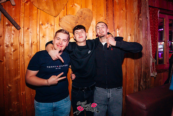 BUSSI BUSSI BAR-Weihnachtsbussi 2025-1620