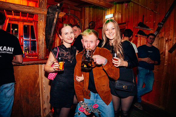 BUSSI BUSSI BAR-Weihnachtsbussi 2025-1922