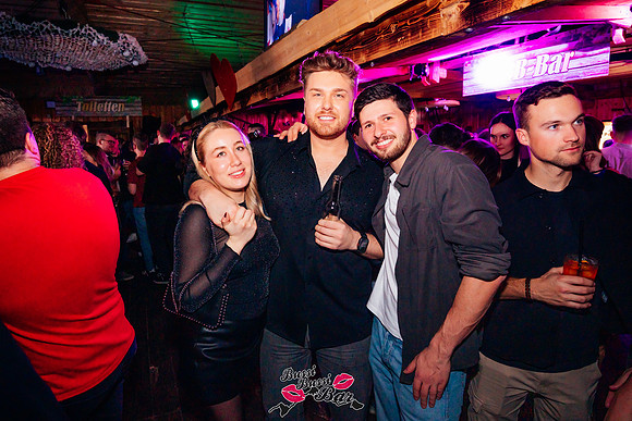 BUSSI BUSSI BAR-Weihnachtsbussi 2025-2387