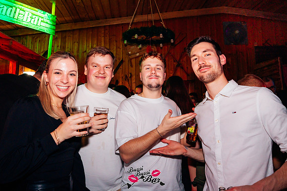 BUSSI BUSSI BAR-Weihnachtsbussi 2025-2620