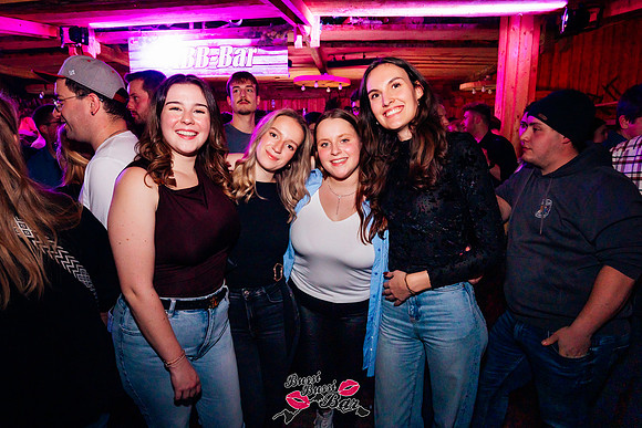 BUSSI BUSSI BAR-Weihnachtsbussi 2025-3010
