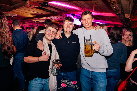 BUSSI BUSSI BAR-Weihnachtsbussi 2025-3897