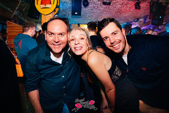 BUSSI BUSSI BAR-Weihnachtsbussi 2025-4192