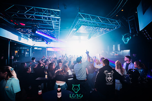 LOBO Nightclub-Single like a Pringle-2058