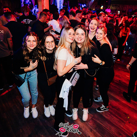 BUSSI BUSSI BAR-Mädelsparty-1079