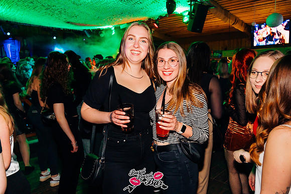 BUSSI BUSSI BAR-Mädelsparty-40