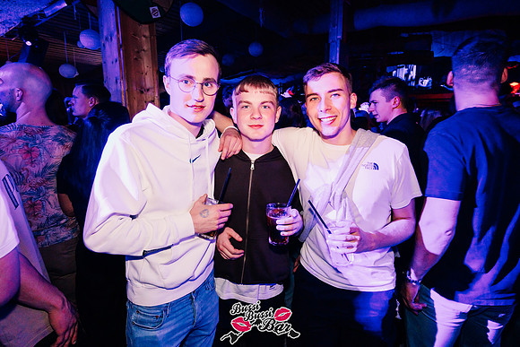 BUSSI BUSSI BAR-Mädelsparty-730