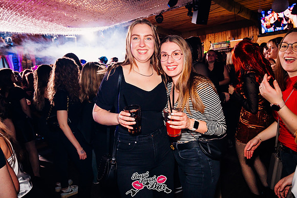 BUSSI BUSSI BAR-Mädelsparty-44