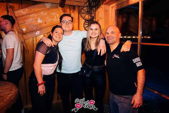 BUSSI BUSSI BAR-Mädelsparty-366-Verbessert-RR