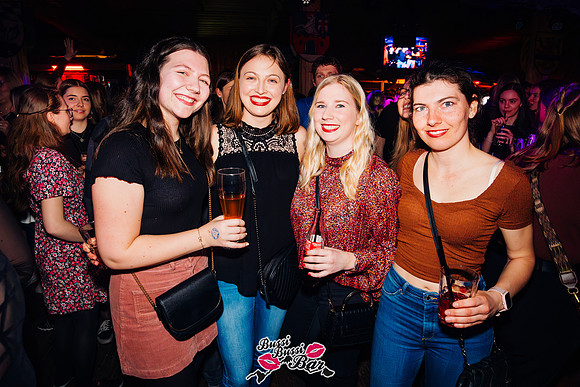 BUSSI BUSSI BAR-Mädelsparty-284-Verbessert-RR