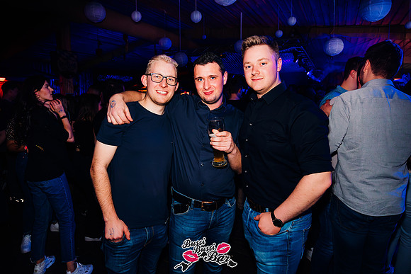 BUSSI BUSSI BAR-Mädelsparty-187-Verbessert-RR-Bearbeitet