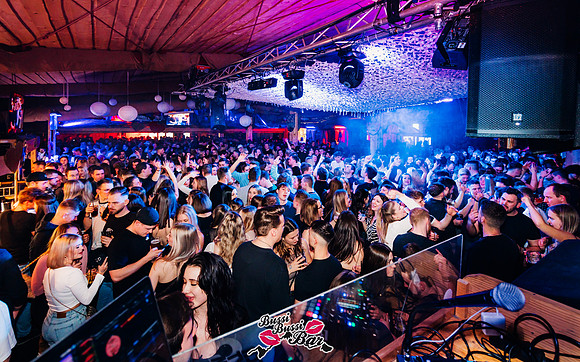BUSSI BUSSI BAR-Mädelsparty-330