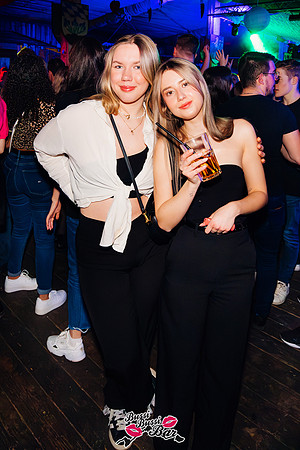 BUSSI BUSSI BAR-Mädelsparty-174-Verbessert-RR