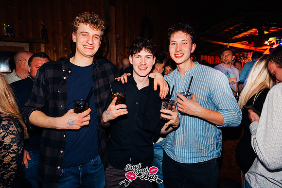 BUSSI BUSSI BAR-Mädelsparty-398