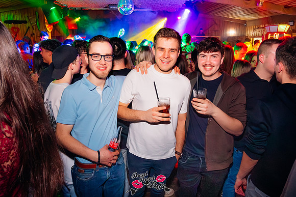 BUSSI BUSSI BAR-Singleparty 2026-5044