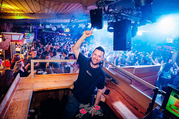 BUSSI BUSSI BAR-Singleparty 2026-5300