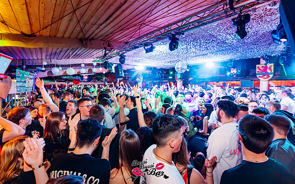 BUSSI BUSSI BAR-Singleparty 2026-5237